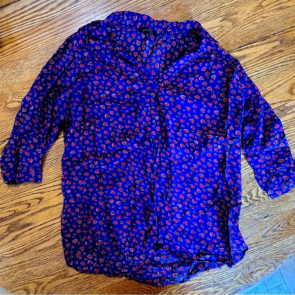 Anne Carson Medium pullover HEART blouse. V-neck. - Picture 1 of 2